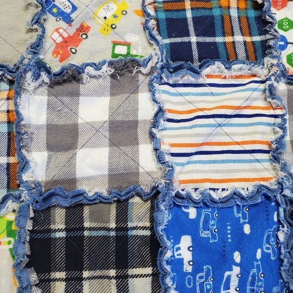 Patchwork Rag Quilt & Pillow Baby Boy Homecrafted New - Picture 9 of 16